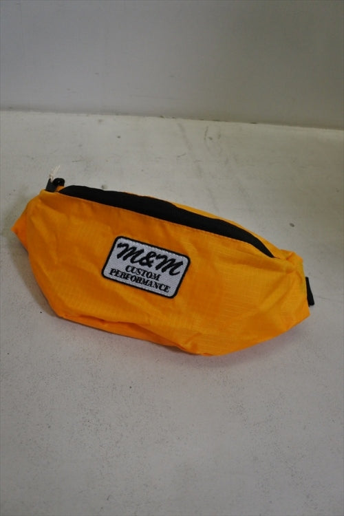 2022 S/S M&M LIP COMPACT ACTIVE POUCH