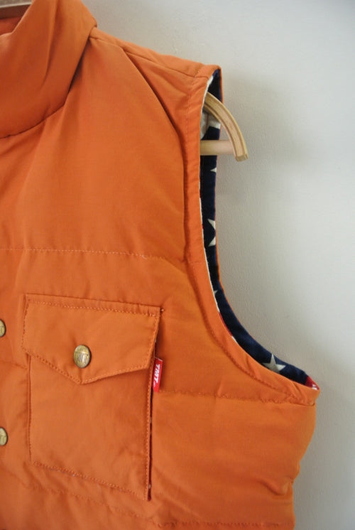 2014 A/W TMT STANDARD DOWN VEST ORANGE